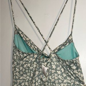 Green/white floral dress